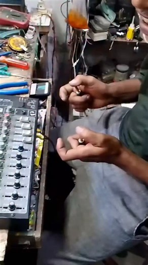 DJ DRAGON 🐉 on Instagram: "Audio transfer #speaker #sound #dj #djexpo #bass #set #djlife #soundcraft #beat #expo #trending #trend #reels"