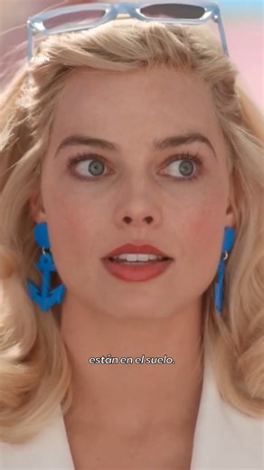 Fuertes noticias, Barbie despertó con los pies PLANOS. 😱 No te pierdas a Margot Robbie y a Ryan Gosling en #Barbie, dirigida por Greta Gerwig, mañana en HBO Pop. ✨✨ Ya disponible en #Max. | HBO Latinoamérica