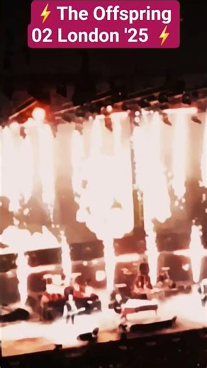 The Offspring Gone Away pyro climax #live #o2arena #uk #London #rock #punk #son #fun #music #tune