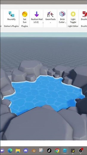 How to create moving water in roblox! #roblox #robloxedit #robloxshorts #robloxtutorials