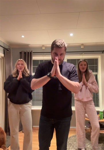 Stine (@stinews1)’s videos with original sound - Saafir