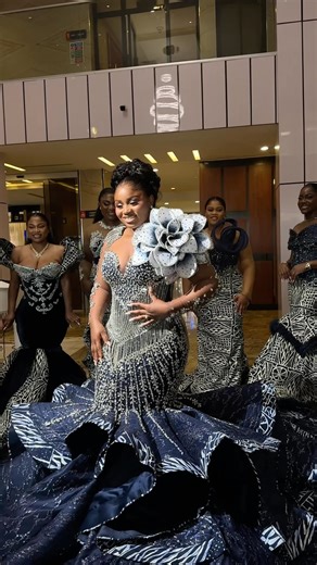 BRIDAL MAKEUP SPECIALIST on Instagram: "Our Cameroon 🇨🇲 bride in her glorious robe, with her closest girls by her side – a perfect picture of love and unity. @joviflawless 😍🥰 Makeup Artist: @dumsyglowtouch Planner: @arian_events Hairstylist: @hairvenlybycoco Robe @beaus_signature Content creator: @live_weddings_with_tega Photography: @photo_klassik videography : @cv.events Dress || @fit_to_taste @traditionalweddingng @igboweddingng @bellanaijaweddings @cameroonian_weddings"