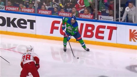 Alexander Zharovsky scores his first point of the season - Dose.ca