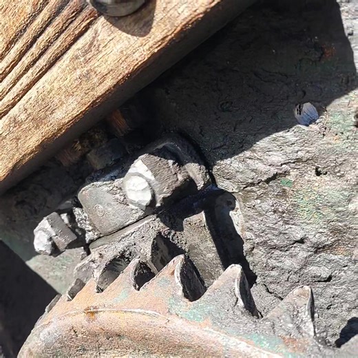 75K views · 644 reactions | Might need some attention 樂 | JC Tractor Restoration and Repair | Facebook