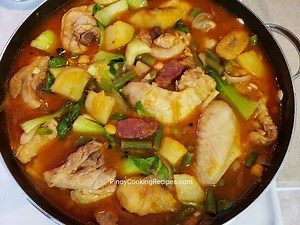 How to cook Chicken Pochero