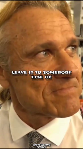 TOM PLATZ SQUAT leg workout #bodybuilding #tomplatz #motivation #ronaldcoleman #ronniecoleman