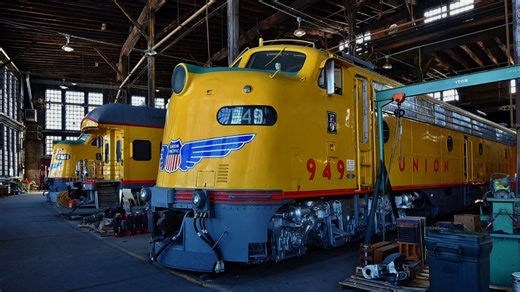 E8狗头～五六十年代美国铁路的主机机车