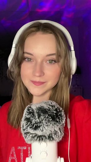 A few christmas ASMR items❤️💚 #asmr #asmrsounds #asmrvideo #asmrtiktoks #asmrtingles #asmrtist #relaxing #sleepy #relax #asmrforsleep #relaxingvideos #relaxingsounds #christmas2022 #christmas #christmasasmr