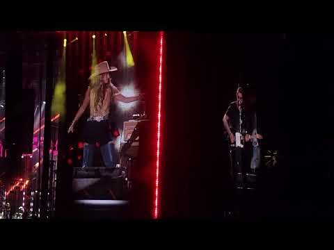 Lainey Wilson and Brooks n Dunn "Play somethin' Country," (reboot)...6/5/25,,Nashville, Tn.