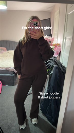 Perfect Tracksuits for Short Girls