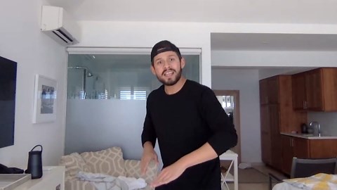 Umbrella Academy's David Castañeda Shows Us His Best Dance Moves | Bustle