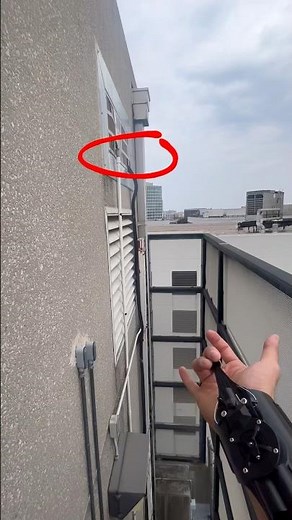 Swinging with the HeroXentral WebShooter ?! #shorts #webshooter #webshooters #ditl