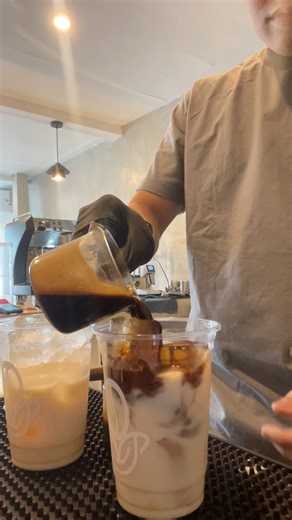 7.5K views · 118 reactions | Our first ever mini vlog! No intro, no outro 藍 just us trying to capture the behind-the-scenes chaos of a busy Saturday at the store yesterday. 﫶 Same energy today, let’s go! We’re open daily from 10 AM to 12 midnight! | Everbean Cafe | Facebook