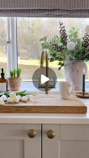 Dominique | Cwmrhys Cottage on Instagram: "The perfect cuppa with @qettle.tap ☕️ My favourite kitchen gadget, the Qettle 4 in 1 boiling water tap. It’s provides true instant 100°C boiling water, so no more standing around waiting for the kettle to boil…it’s fair to say our tea consumption has definitely increased! It also provides filtered drinking water as well as the normal hot and cold functions. These beautiful taps are designed and engineered in the U.K.. They come in a variety of different