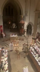 From tonight’s Epiphany Carol Service. Soloist: Yiannis Goeldner-Thompson 1. Three Kings from Persian lands afar To Jordan follow the pointing star: And this the quest of the travellers three, Where the new-born King of the Jews may be. Full royal gifts they bear for the King; Gold, incense, myrrh are their offering. How brightly shines the morning star! With grace and truth from heaven afar Our Jesse tree now bloweth. 2. The star shines out with a steadfast ray; The kings to Bethlehem make thei