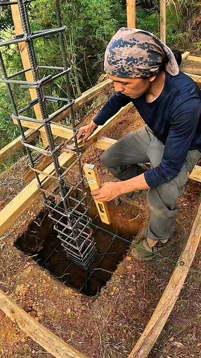 293K views · 4.7K reactions | Footing column installation and techniques. Dream Cabin Journey #construction #builder #footing #column #foundation #carpenter #cabin #journey | King Brandy Venturer | Facebook