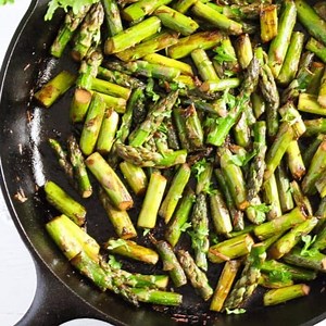 Sauteed Asparagus with Garlic