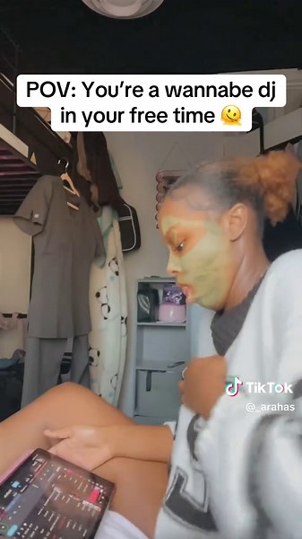 Beginner DJ Journey with the DJay App