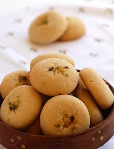 Nan Khatai Recipe - Eggless Buttery Indian Cookies - Step by Step Photo