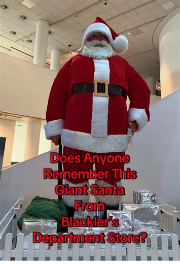 Giant Santa from Blackler's: A Liverpool Icon