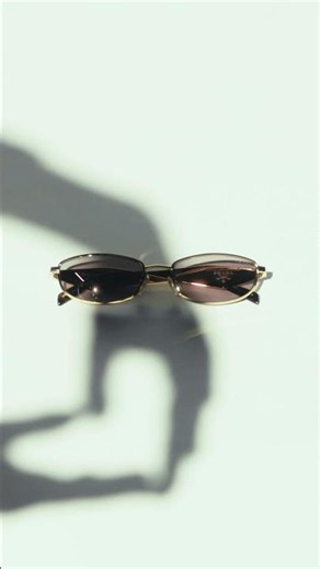 Prada Eyewear: Lightness in Metal