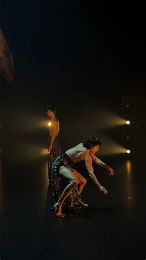 From powerful performances, national and international tours to educational workshops that ignite young imaginations, every moment begins with your support. This holiday season, your donation helps Sydney Dance Company share the joy of dance with communities across Australia and beyond - connecting people, inspiring creativity, and opening doors to lifelong learning through the arts. Donate now: https://bit.ly/3IPPzLJ ✨ ‘Unungkati Yantatja – one with the other’ Choreography: Stephen Page Music c