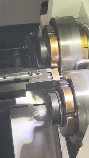 be easily processed through a thread rolling machine #threadrollingmachine#knurling