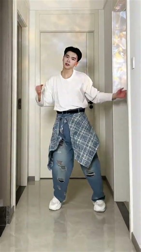 Panda's Flipping Fun: Dance & Laughter with Panda Buff