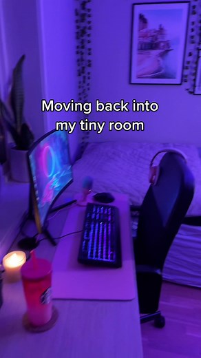 I kind of like my room even tho it’s tiiiiny💕 #tinyroom #smallbedroom #bedroomcheck #gamingsetup