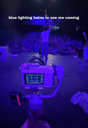 Mastering Blue Lighting in Concert Videography