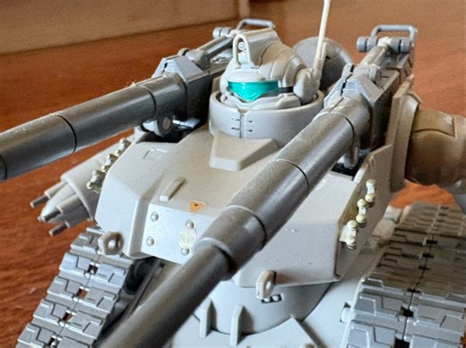 HG GTO 1/144 RTX-65 初期型钢坦克