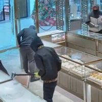Why Toronto is seeing a wave of violent jewelry store robberies
