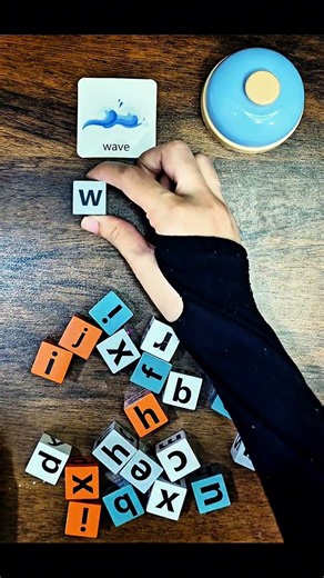 Learn to Spell WAVE 🌊 Fun Word Spelling Game for Kids