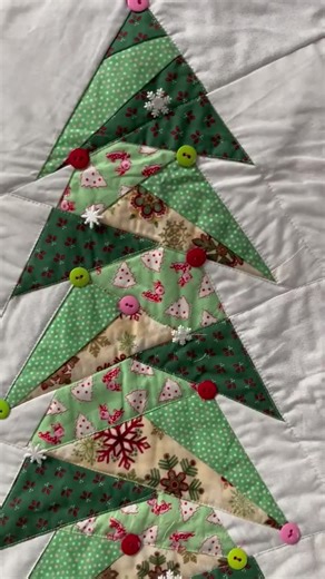 Quilted Christmas Tree Wall Hanging. 18x40 Inches - Etsy
