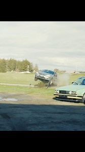 When you have your first driving lessons and the teacher tells you to go easy 😅 #garage #lol #funny #funnyvideo | Full Gass