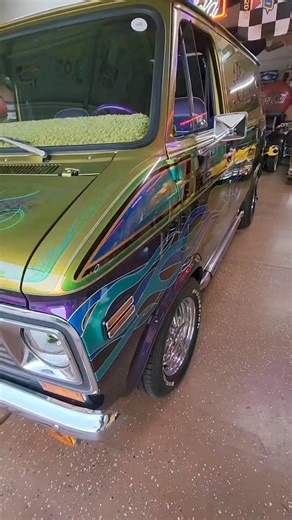 5.6K views · 375 reactions | #flames #custompaint Styles Custom Paint & Pinstriping @socalpinstriper | The Boogie Van | Facebook