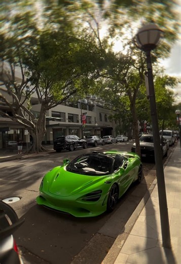 Grinch’s 750s McLaren Showcase