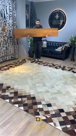 Elevate your interior with timeless charm and natural elegance with this Handcrafted Cream & Brown Patchwork Cowhide Area Rug! 🐄 ✨ Designed in a classic square pattern, this rug is made from 100% genuine cowhide, offering a perfect balance of warm earthy tones and premium craftsmanship. Ideal for living rooms, dining areas, bedrooms, or offices, this rug blends seamlessly into rustic, modern, or traditional spaces, adding texture, warmth, and sophistication. ✔ Real Cowhide – Durable, soft & eth