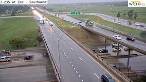 Overturned semi near the @SedgwickCounty Zoo in Wichita, KS! Heavy rain, high wind, and hail are coming down in Wichita during the evening commute! #KSWX #wichitaWX #ICT | HailTrace