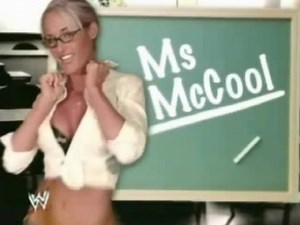 Michelle McCool's 2nd Titantron Entrance Video [HD]