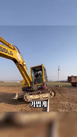굴삭기 초보자와 숙련자의 차이점 분석