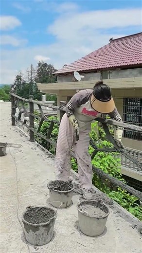 Wood Style Fence Made with Cement #diy #construction #fence #cement #woodstyle