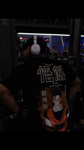 Gabriel Marques on Instagram: "Siga @gabriell_mqs 🏷️GABMQS NA @darklabsuplementos #gym #academia #treino #lifestyle #viralreels #reelsinstagram #motivação #gymsad #aesthetic #explorer"