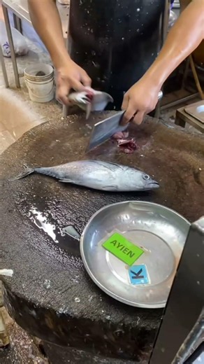Amazing Fish Cutting Skills! Pomfret & Skipjack Tuna Filleted at Lightning Speed 🐟🔪 #Shorts 🚀🐟 #fish