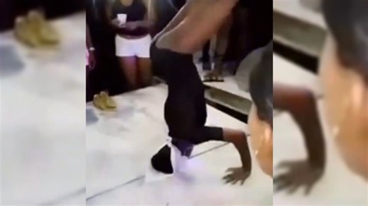 Una mujer se rompe el cuello mientras intenta bailar twerk frente a cientos de personas: VIDEO