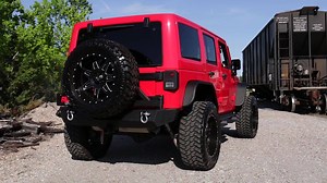 Our Series II Jeep JK 3.5" Lift Kit is specifically designed to give the smoothest highway ride while maintaining great off-road performance. Rough Country engineers each component, focusing on meeting and exceeding the OEM standards that set the bar for stock Jeep equipment. | Rough Country