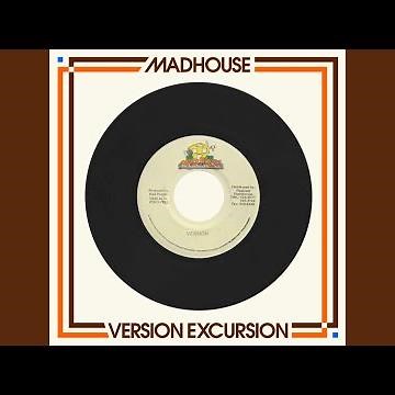 Turn It Up Riddim (Instrumental)