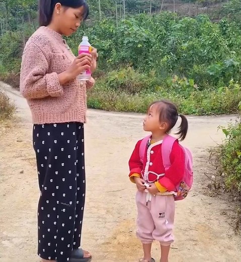 Be Cautious With Strangers | Safety Awareness Story for Children