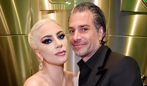 A girl's best friend? Lady Gaga flashes million dollar pink diamond ring - Extra.ie