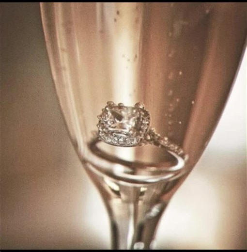 Champagne Problems: A Deep Dive into Taylor Swift's Folklore